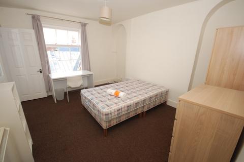 5 bedroom flat to rent, 12 Augusta Place, Leamington Spa, Warwickshire, CV32