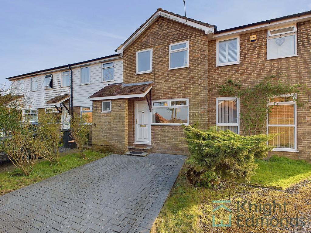 Aspian Drive, Coxheath, ME17 2 bed terraced house £300,000