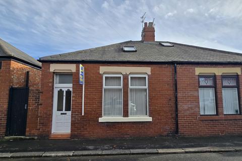 2 bedroom cottage for sale, Leeds Street, Roker, Sunderland, Tyne and Wear, SR6 9RF