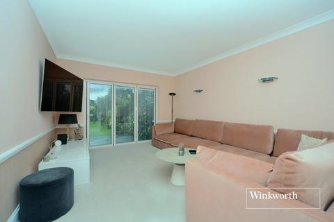 65 Wickham Avenue, Cheam, Sutton, SM3 8DX