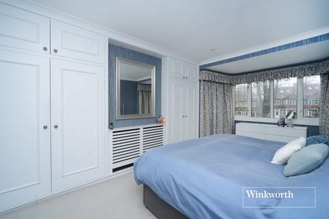 65 Wickham Avenue, Cheam, Sutton, SM3 8DX