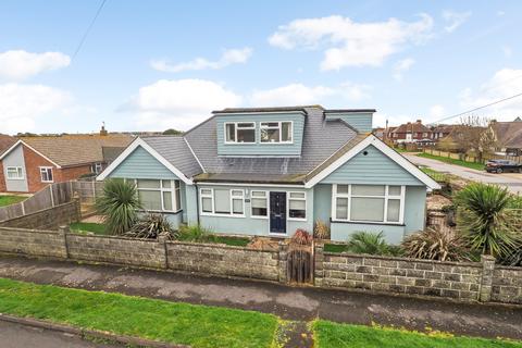 4 bedroom detached house for sale - Seal Road, Selsey