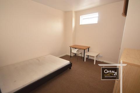 4 bedroom flat to rent, Chapel Road, SOUTHAMPTON SO14