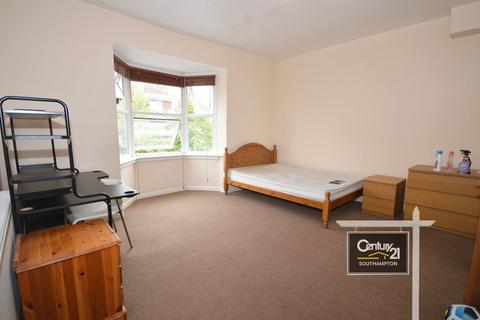 4 bedroom flat to rent, Chapel Road, SOUTHAMPTON SO14