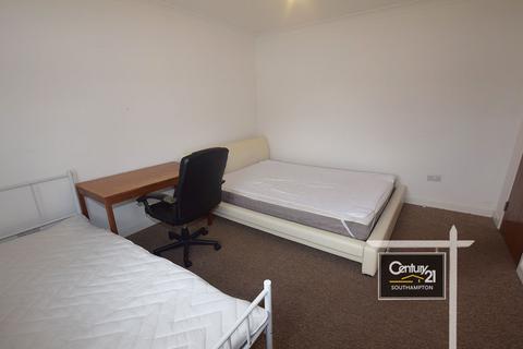 3 bedroom flat to rent, Burgess Road, SOUTHAMPTON SO16