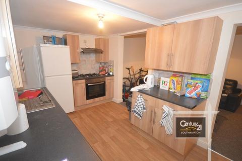 3 bedroom terraced house to rent, Earls Road, SOUTHAMPTON SO14