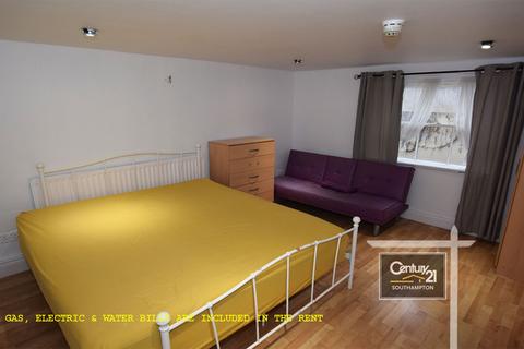 1 bedroom flat to rent, Carlton Crescent, SOUTHAMPTON SO15