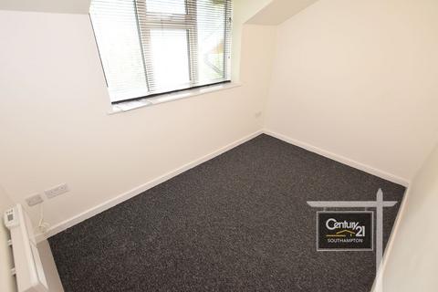 3 bedroom flat to rent, Burgess Road, SOUTHAMPTON SO16