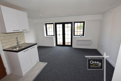 Studio to rent, Rockstone Lane, Southampton SO14