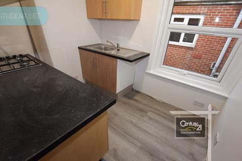 5 bedroom terraced house to rent, Oxford Avenue, SOUTHAMPTON SO14