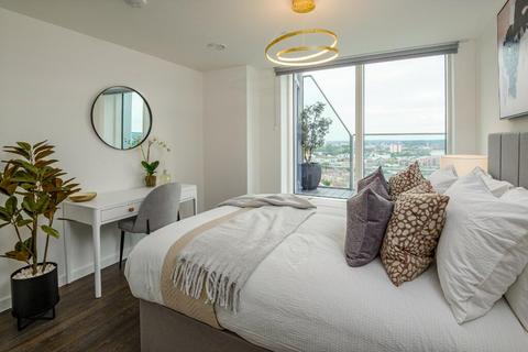 2 bedroom apartment to rent, Centenary Plaza, Southampton SO19