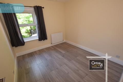 2 bedroom flat to rent, Lodge Road, SOUTHAMPTON SO14