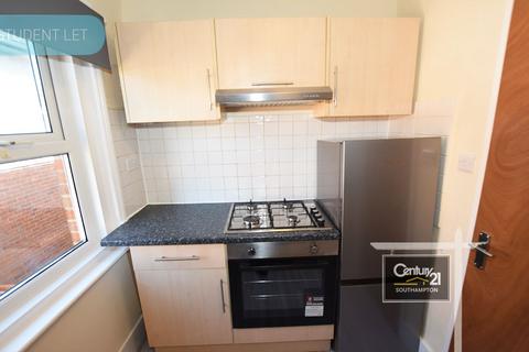 2 bedroom flat to rent, Lodge Road, SOUTHAMPTON SO14