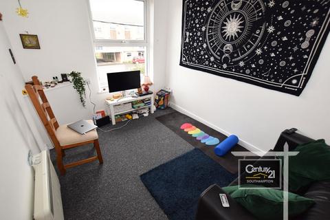 2 bedroom flat to rent, Victoria Road, SOUTHAMPTON SO31