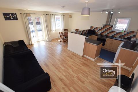 2 bedroom flat to rent, East Street, SOUTHAMPTON SO14