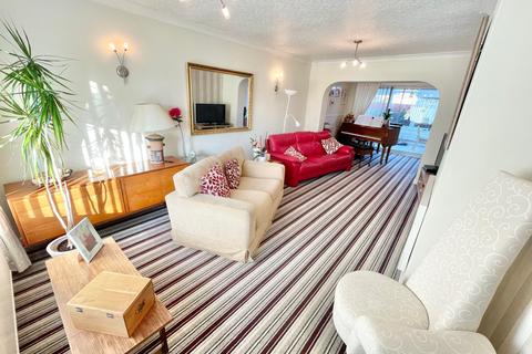 3 Dianne Road, Thornton-cleveleys, FY5 4EF