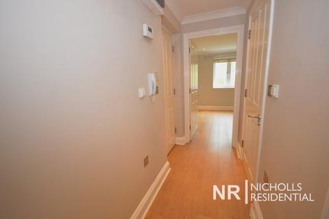 Flat 4, Eswarah House Epsom Road, Epsom, KT17 1JQ
