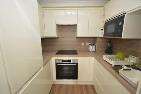 1 bedroom apartment for sale, Old Bedford Road, Luton, Bedfordshire, LU2