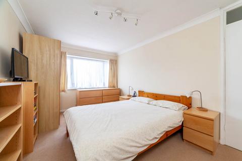 6 Cranbourne Close, London, SW16 4NG