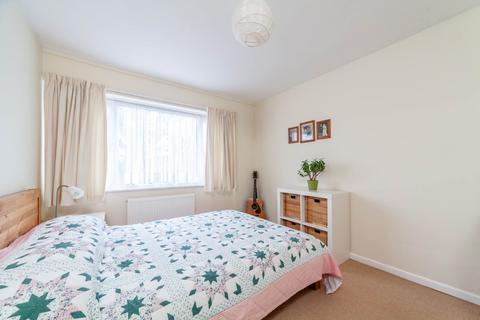 6 Cranbourne Close, London, SW16 4NG