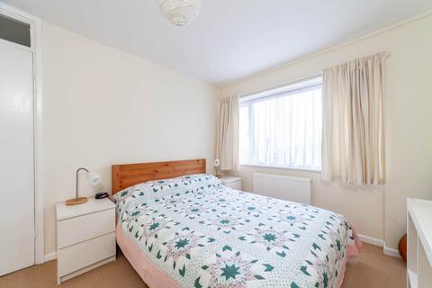 6 Cranbourne Close, London, SW16 4NG
