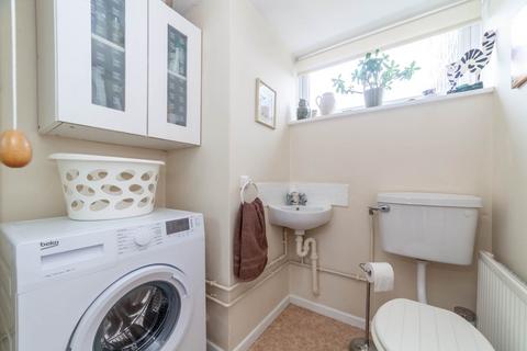6 Cranbourne Close, London, SW16 4NG