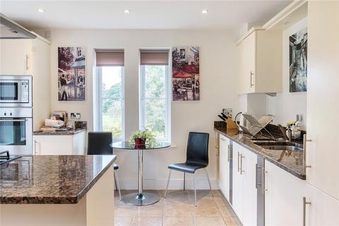 2 bedroom apartment for sale, East Parkside, Warlingham CR6