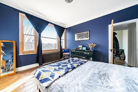 32c Breakspears Road, London, SE4 1UW