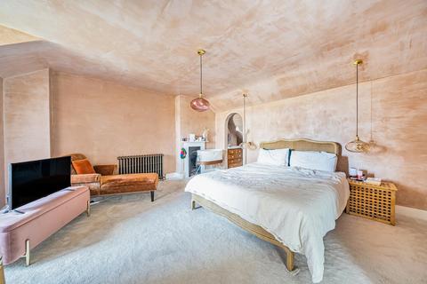 32c Breakspears Road, London, SE4 1UW