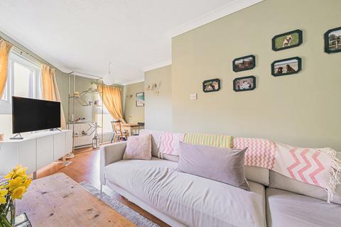 2 bedroom flat for sale, Chapel Fields, Charterhouse Road, Godalming, GU7