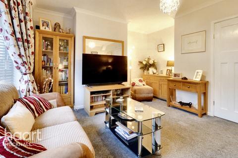 17 Addison Drive, Hucknall, Nottingham, NG15 6NA