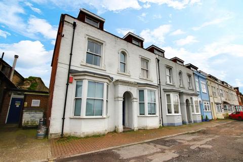 Flat 1, 10 Forest View, Southampton, SO14 2BZ