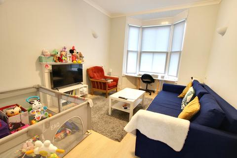 Flat 1, 10 Forest View, Southampton, SO14 2BZ