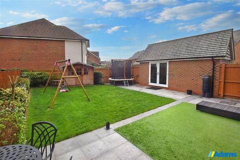 4 bedroom detached house for sale, Boundary Stone Lane, Barrows Green, Widnes