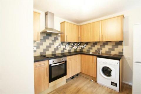 1 bedroom in a flat share to rent - Stepney Causeway, E1