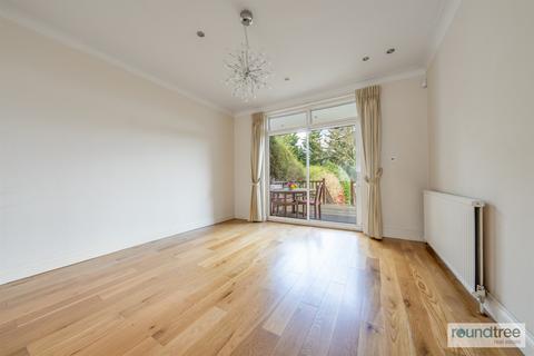 4 bedroom house for sale, Sevington Road, Hendon NW4