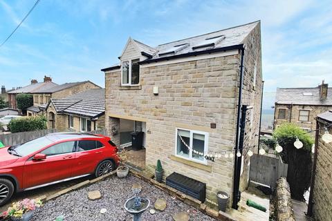 3 bedroom detached house for sale, New Road, Greetland HX4
