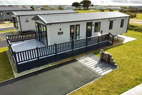 2 bedroom lodge for sale, NEWQUAY TR8