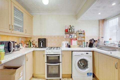 67 Cross Green, Basildon, SS16 5QL