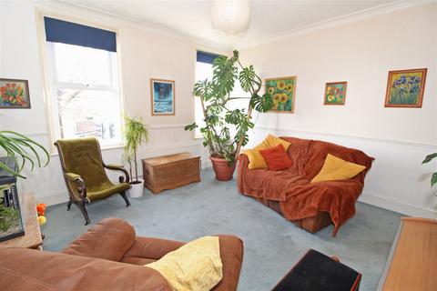1 bedroom maisonette for sale, Seaside, Eastbourne BN22