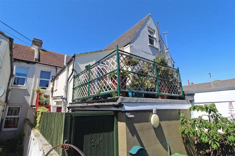 1 bedroom maisonette for sale, Seaside, Eastbourne BN22