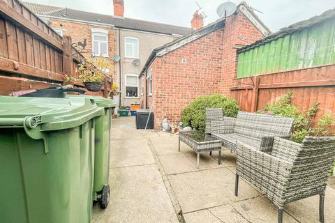 2 bedroom terraced house for sale, James Street, Grimsby DN31