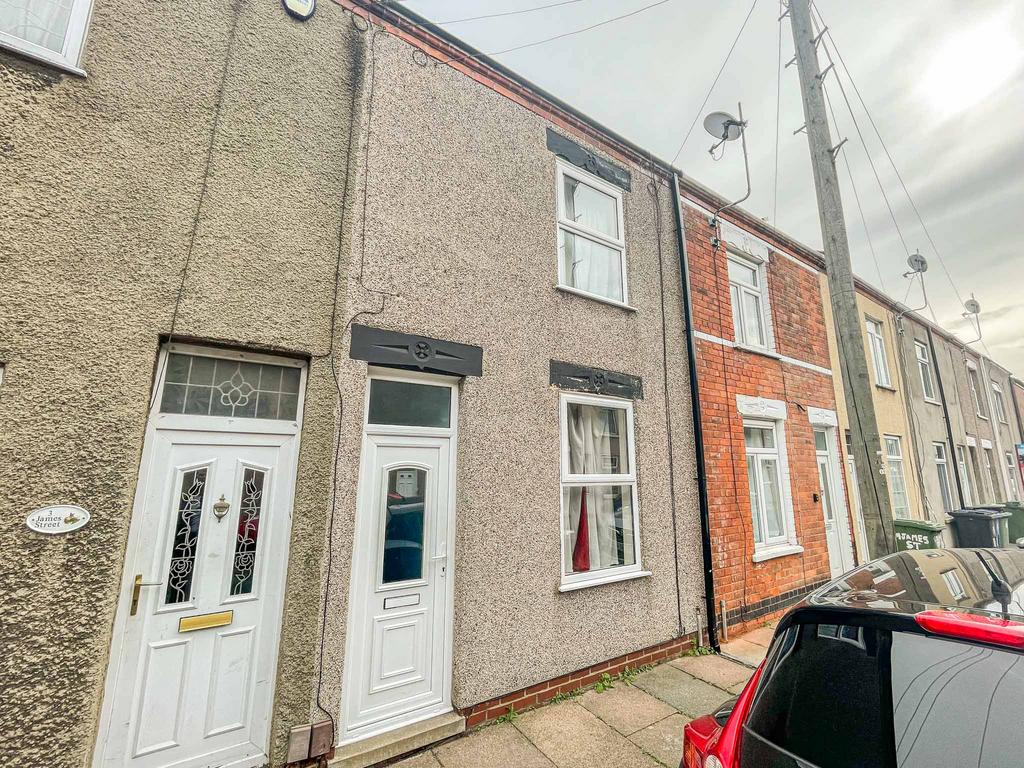 James Street, Grimsby DN31 2 bed terraced house for sale £55,000