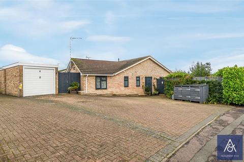 4 bedroom bungalow for sale, Ellesmere Crescent, Brackley NN13