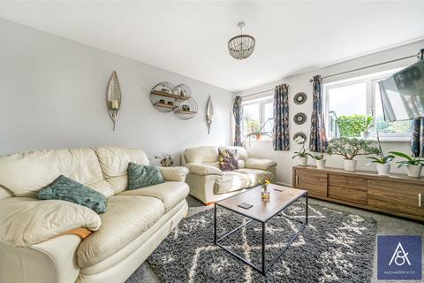 4 Ellesmere Crescent, Brackley, NN13 6BS