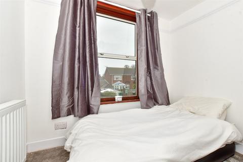 39 Downs Road, Walmer, Deal, CT14 7SY
