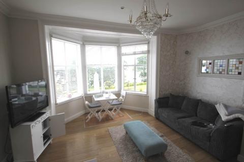 2 bedroom flat for sale, Clifftown Parade, Southend On Sea