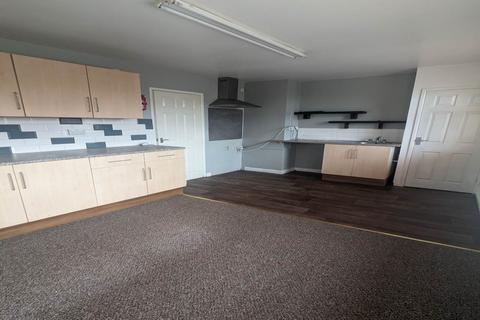 3 bedroom house to rent - Cefncoed Road, Cwmavon, Port Talbot