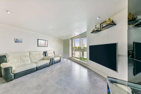 1 bedroom flat to rent, Nova Building, Newton Place, Isle Of Dogs, London, E14