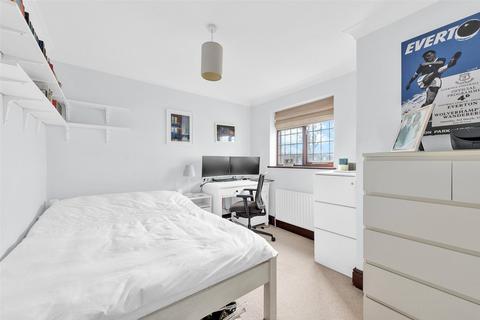 5 Dowlerville Road, Orpington, BR6 6DY